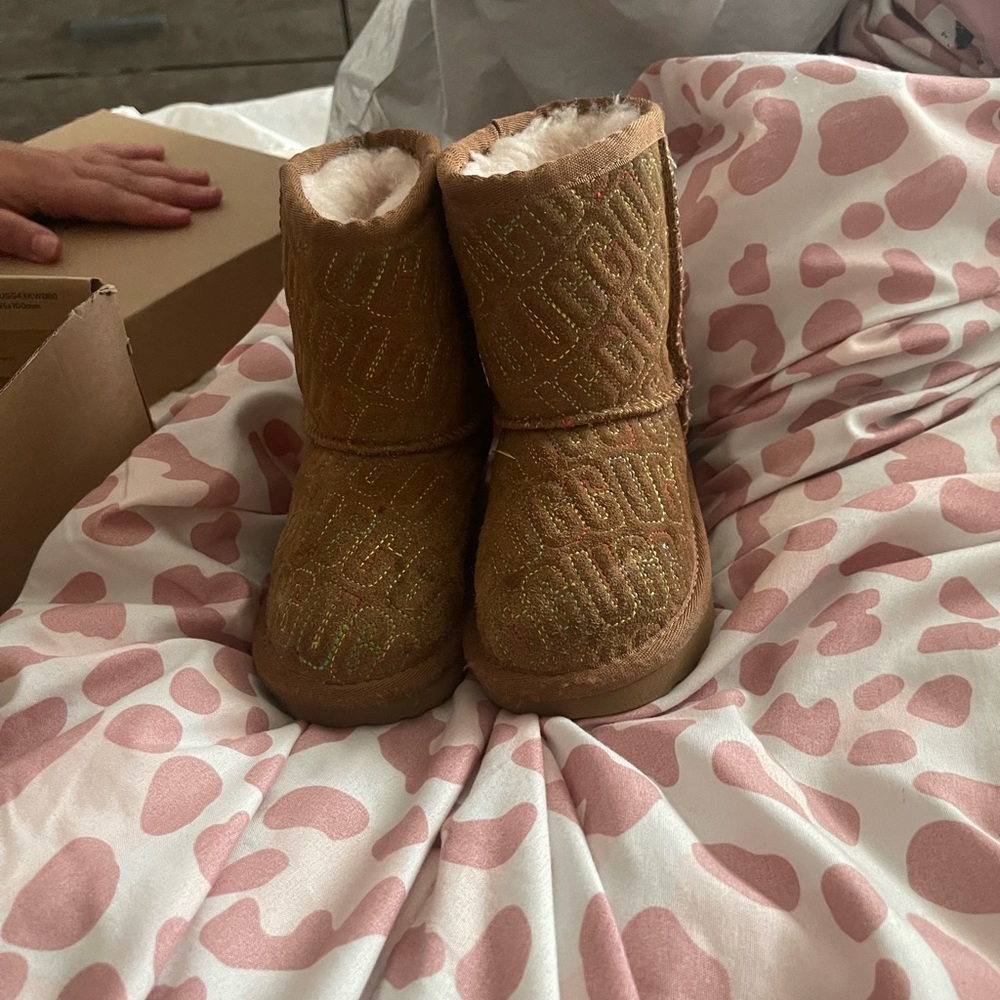 Baby Uggs